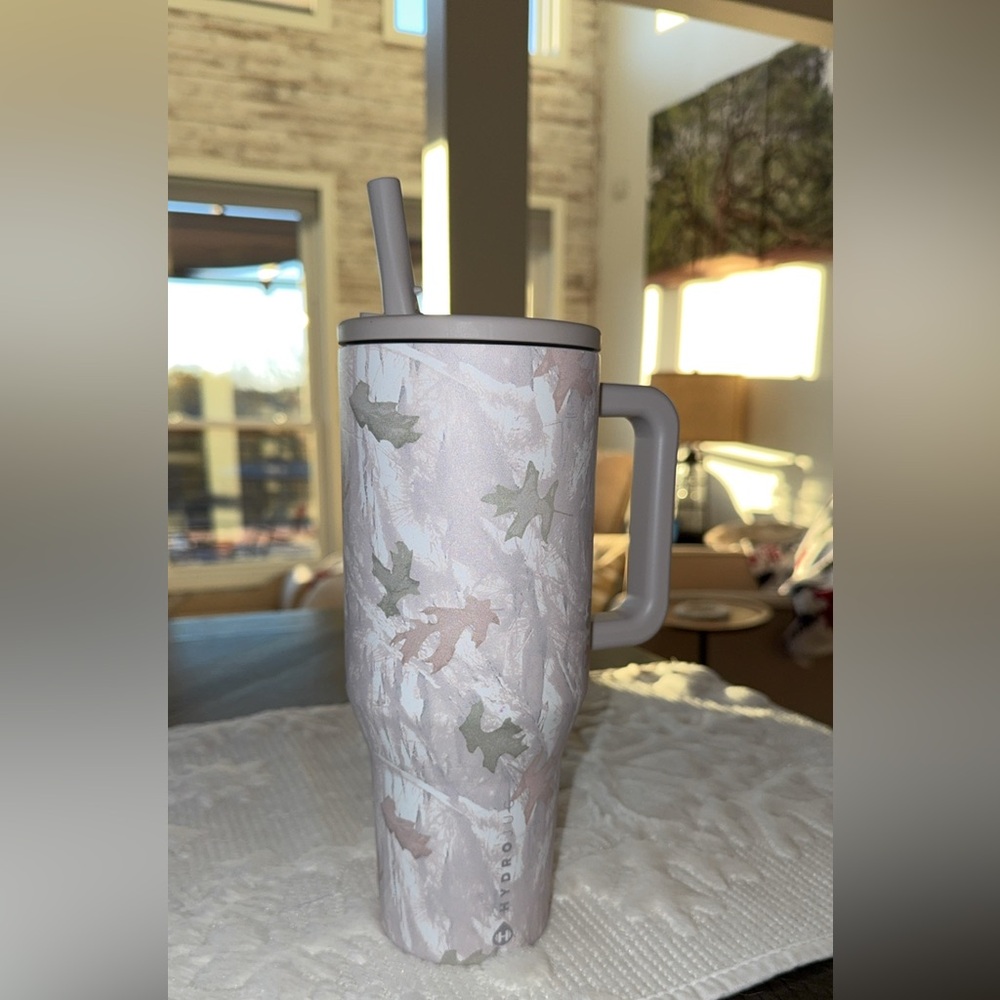 HydroJug Camo 32oz
